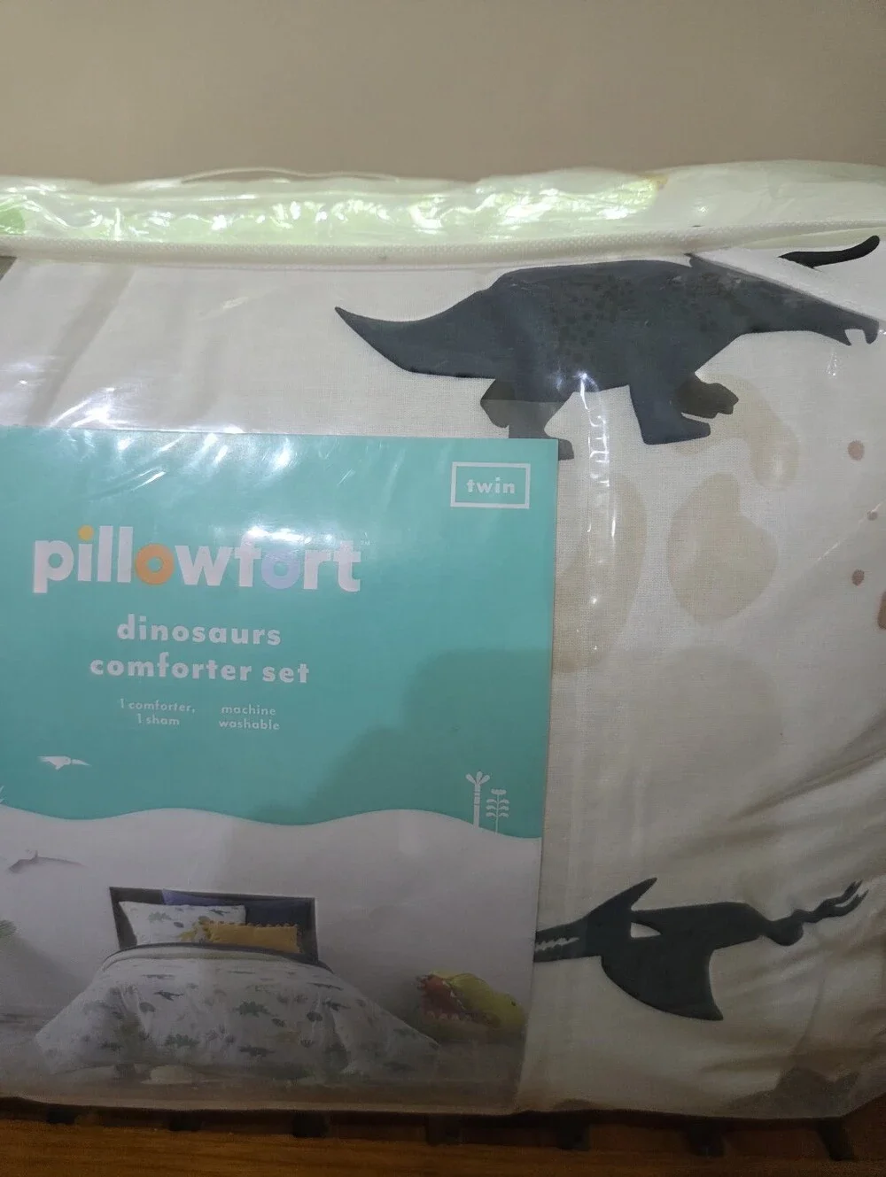 Pillowfort Twin Dinosaur Comforter Set White with Green, Blue, Brown Dino Prints